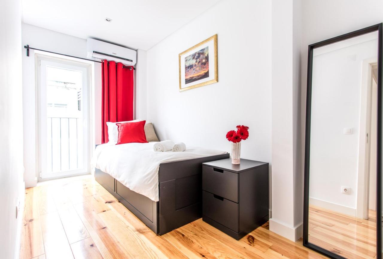 Lx Design Apartment Near Congress Center — Photos 2